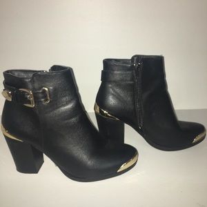 Ankle boots